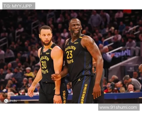 2016年2月26日勇士与魔术的精彩对决回顾与赛后分析