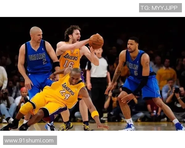 2005年湖人与小牛对决精彩回顾62分比赛录像全程重温