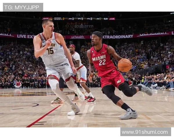 热火与湖人总决赛第四场精彩直播回顾与分析